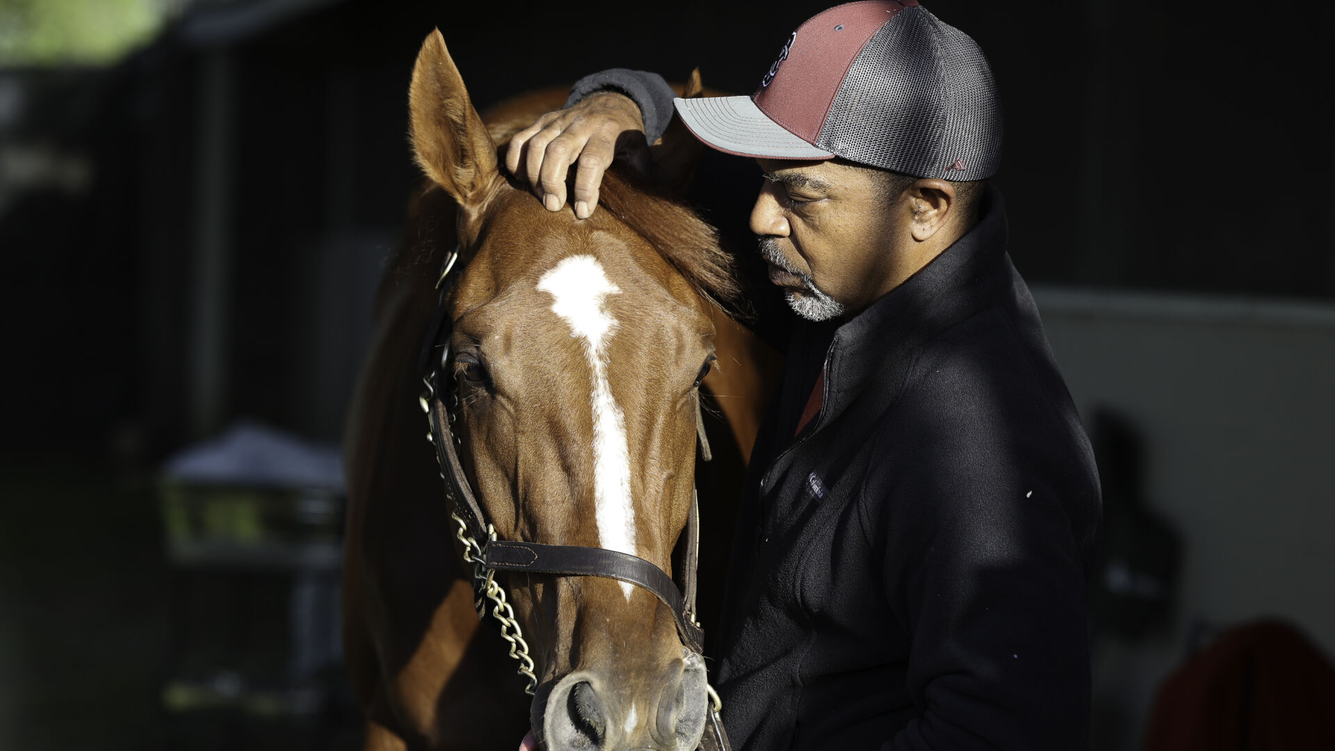 Rich Strike y entrenador asistente